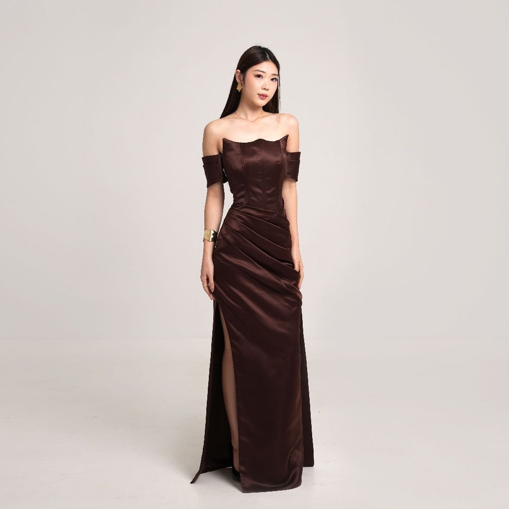 Delvane Dress